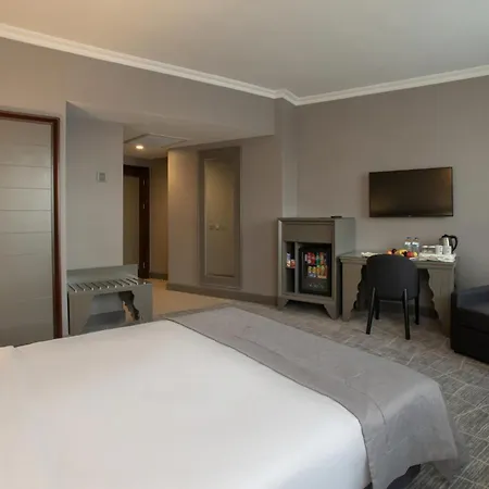 Taksim Square Hotel