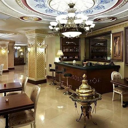 Hotel Taksim Square 4*
