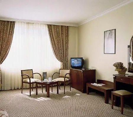 Taksim Square ホテル 4*