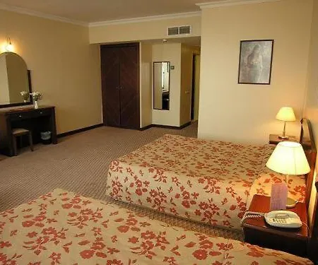 Taksim Square ホテル 4*