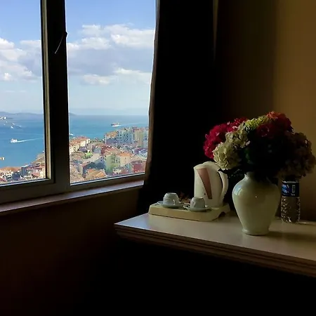 ホテル Taksim Square 4*