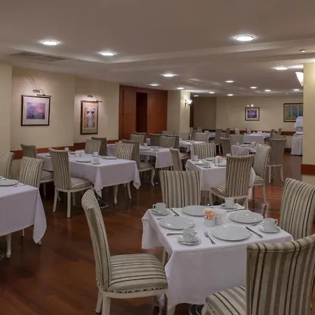 Taksim Square Hotel 4*