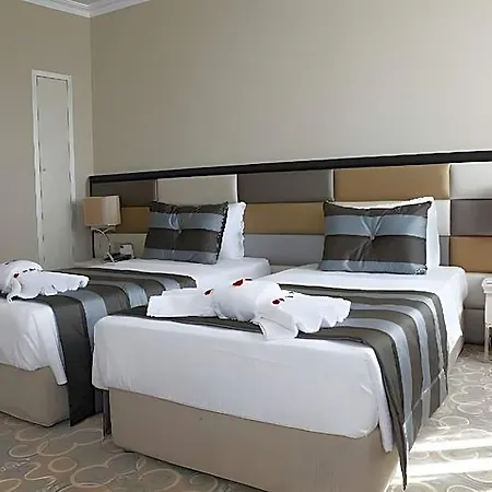 Taksim Square 4*