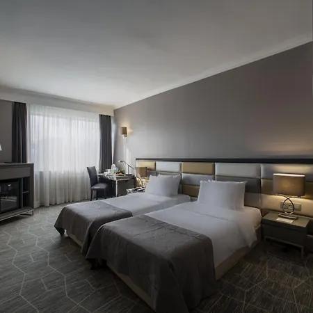 Hotel Taksim Square 4*