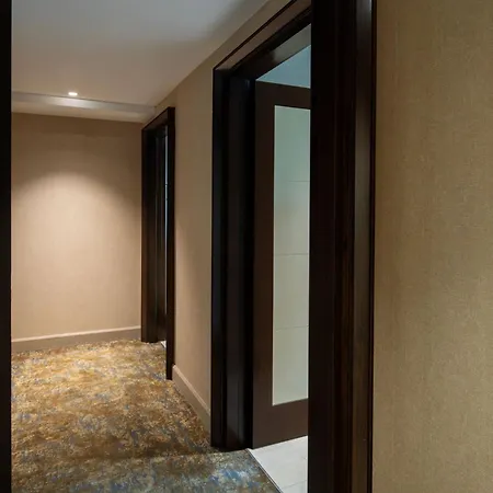 Taksim Square Hotel 4*