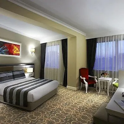 Taksim Square 4* イスタンブール