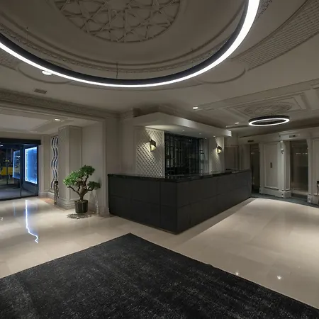 Hotel Taksim Square 4*