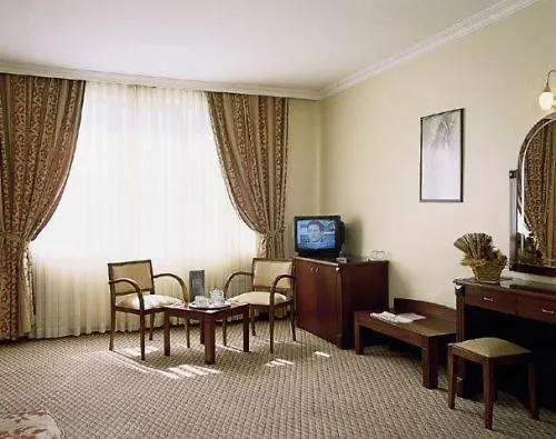Taksim Square Hotel 4*