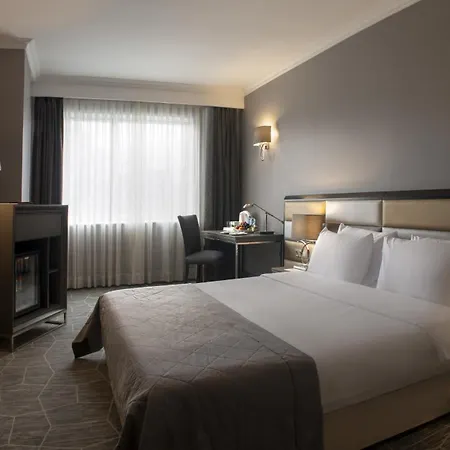 Taksim Square 4* Istanboel
