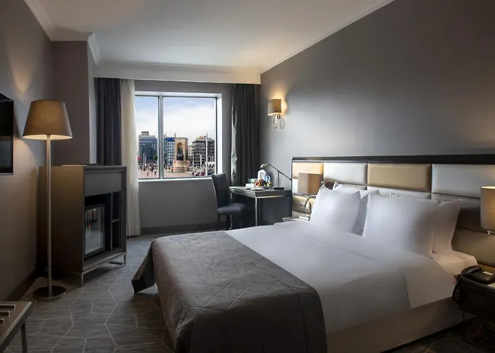 Hotell Taksim Square 4*