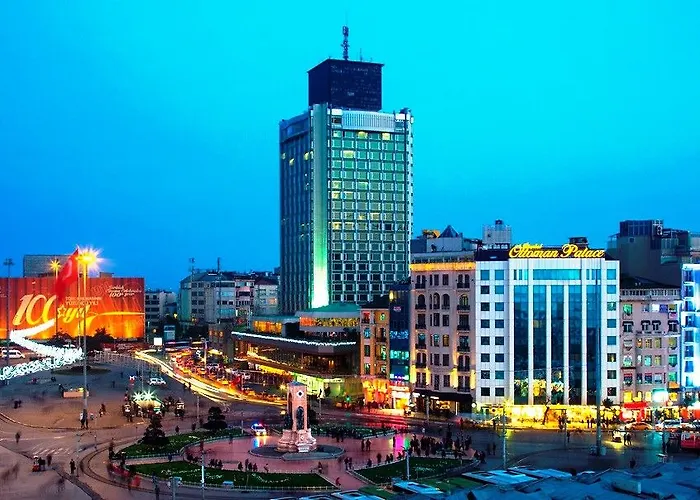 فندق تقسيم سكوير 4*