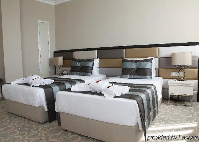 فندق تقسيم سكوير 4*