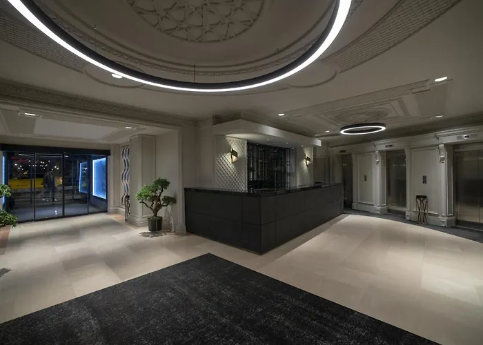 Hotell Taksim Square 4*