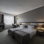 Taksim Square 4*